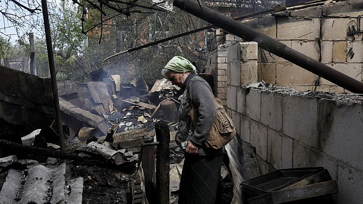 Telediario 1 - Los pueblos ucranianos cercanos al frente intentan abastecerse de lo básico