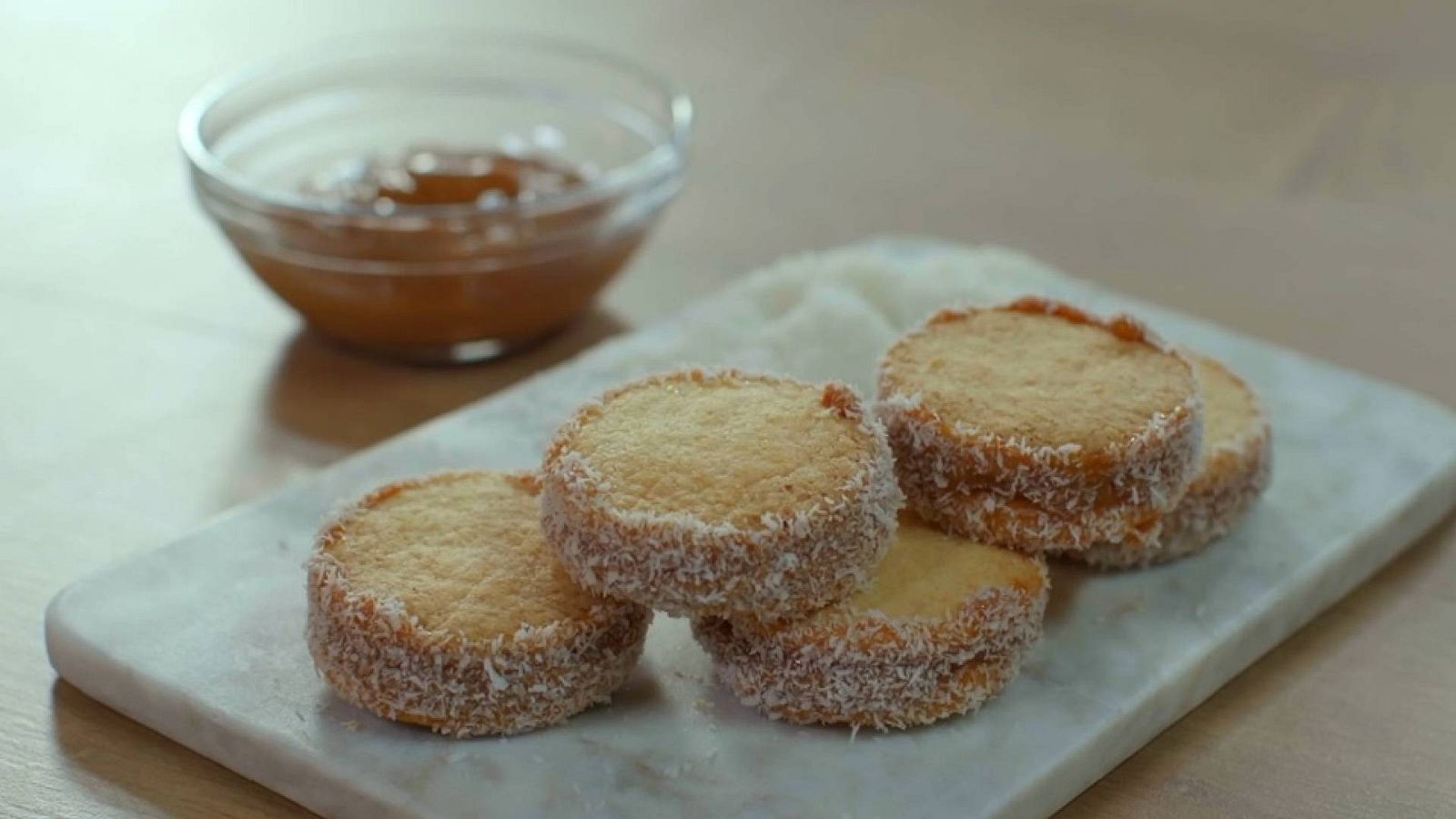 Menudos Torres - Receta de alfajores