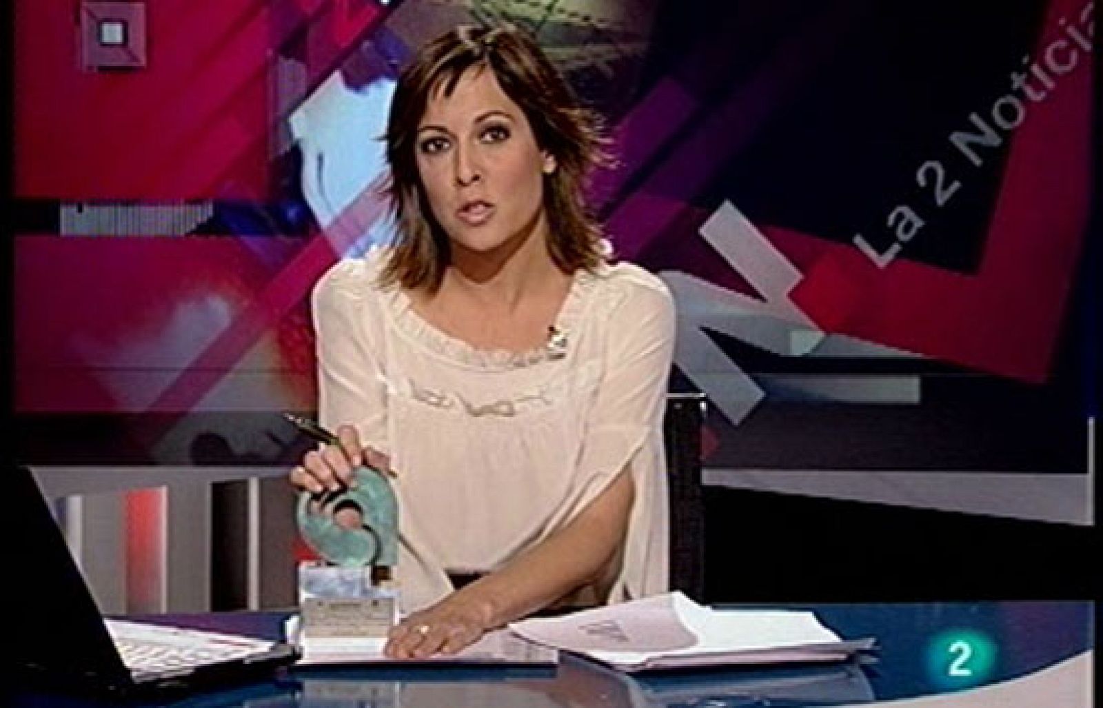 La 2 Noticias - 15/12/09 - La 2 Noticias | Ver