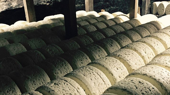 Secretos de los quesos - Roquefort, revisitando el rey de los azules: Francia
