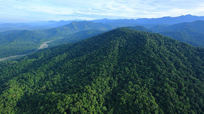 Islas en el tiempo. Una odisea de la naturaleza - Nacidas del fuego