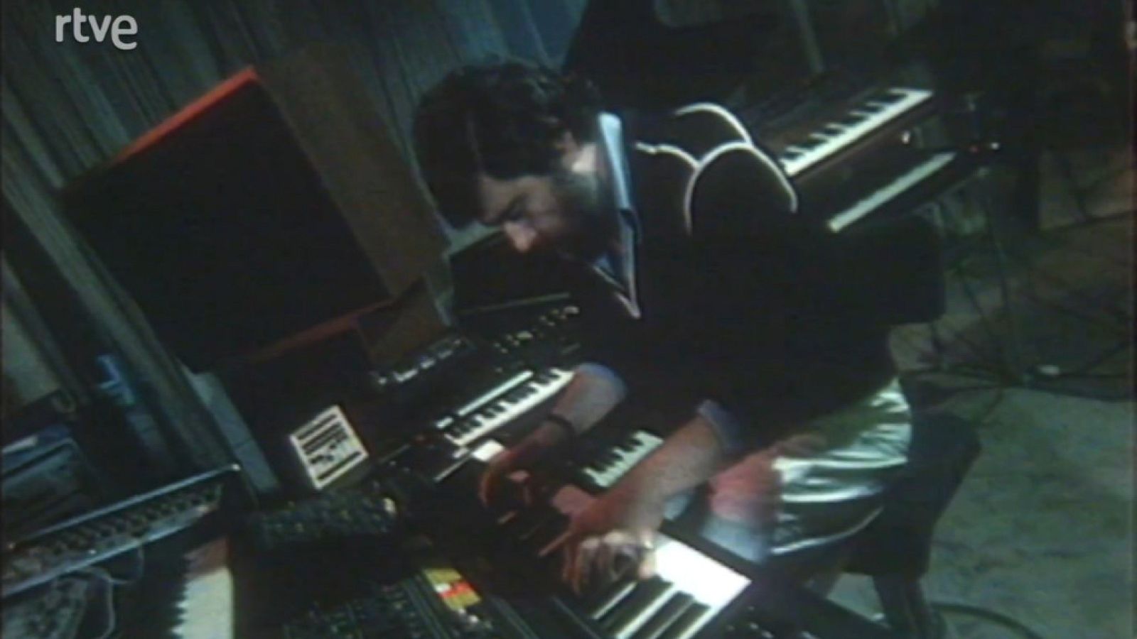 Musical Express - Eric Burdon, La Morgue, Vangelis y John Mellencamp