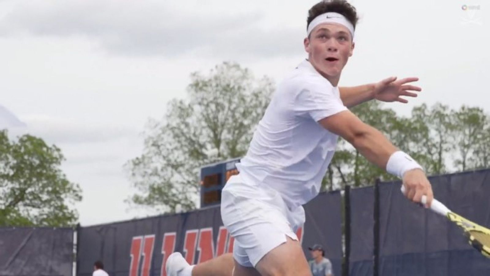 Iñaki Montes, campeón universitario de tenis