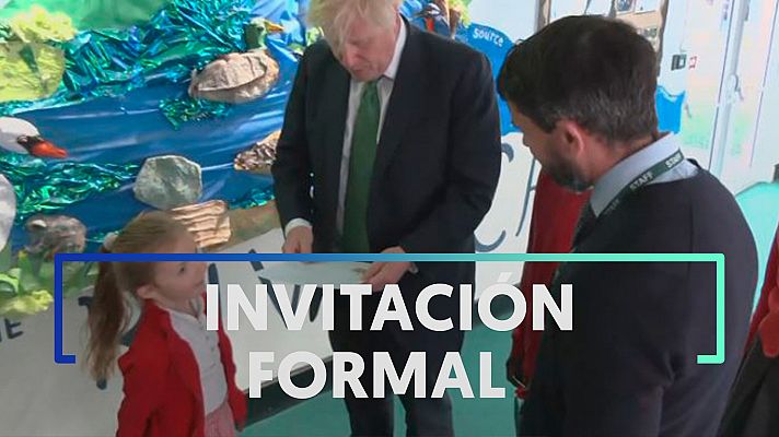 Modo Digital - Una niña invita a Boris Johnson a su fiesta de cumpleaños tras las nuevas fotografías del 'partygate'