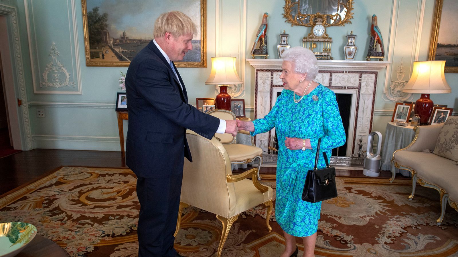 Documaster - La reina y sus primeros ministros - Ver ahora