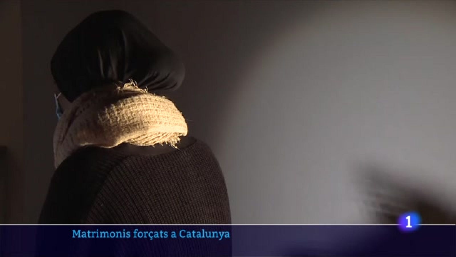 Matrimonis forçats a Catalunya: por al rebuig de la família - veure ara