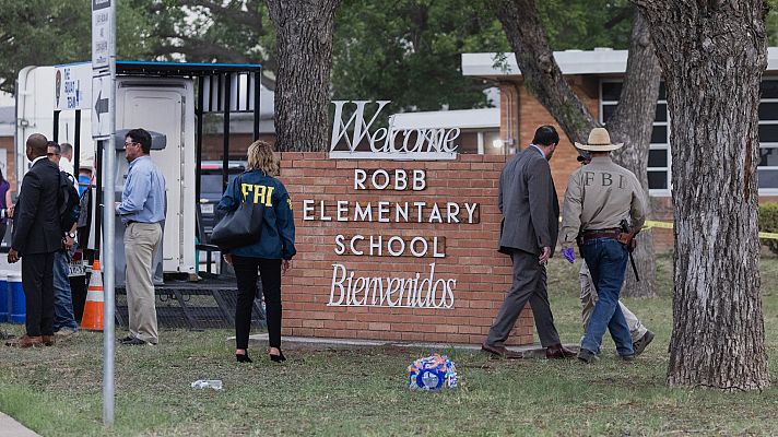 Telediario 1 - Tiroteo en una escuela primaria de Texas
