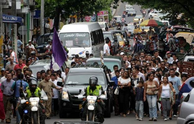  - Colombia despide al gobernador