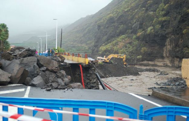 Telediario 1 - Telediario en 4' - 23/12/09