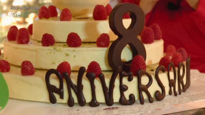 Aquí la Tierra - La tarta de nuestro 8 años: chocolate y pasión
