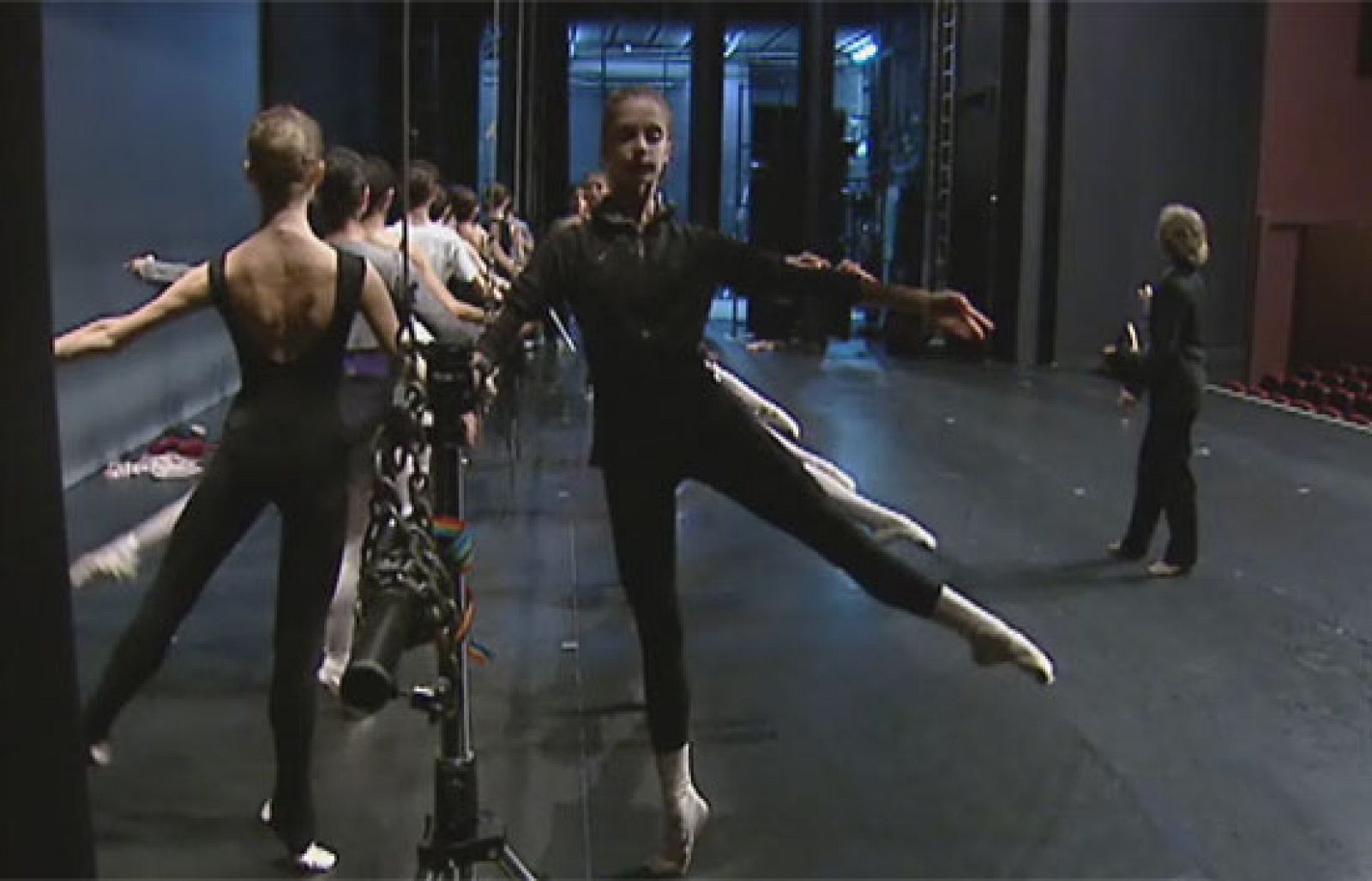 La prestigiosa academia de ballet Bolshoi actúa por primera vez a España | Ver