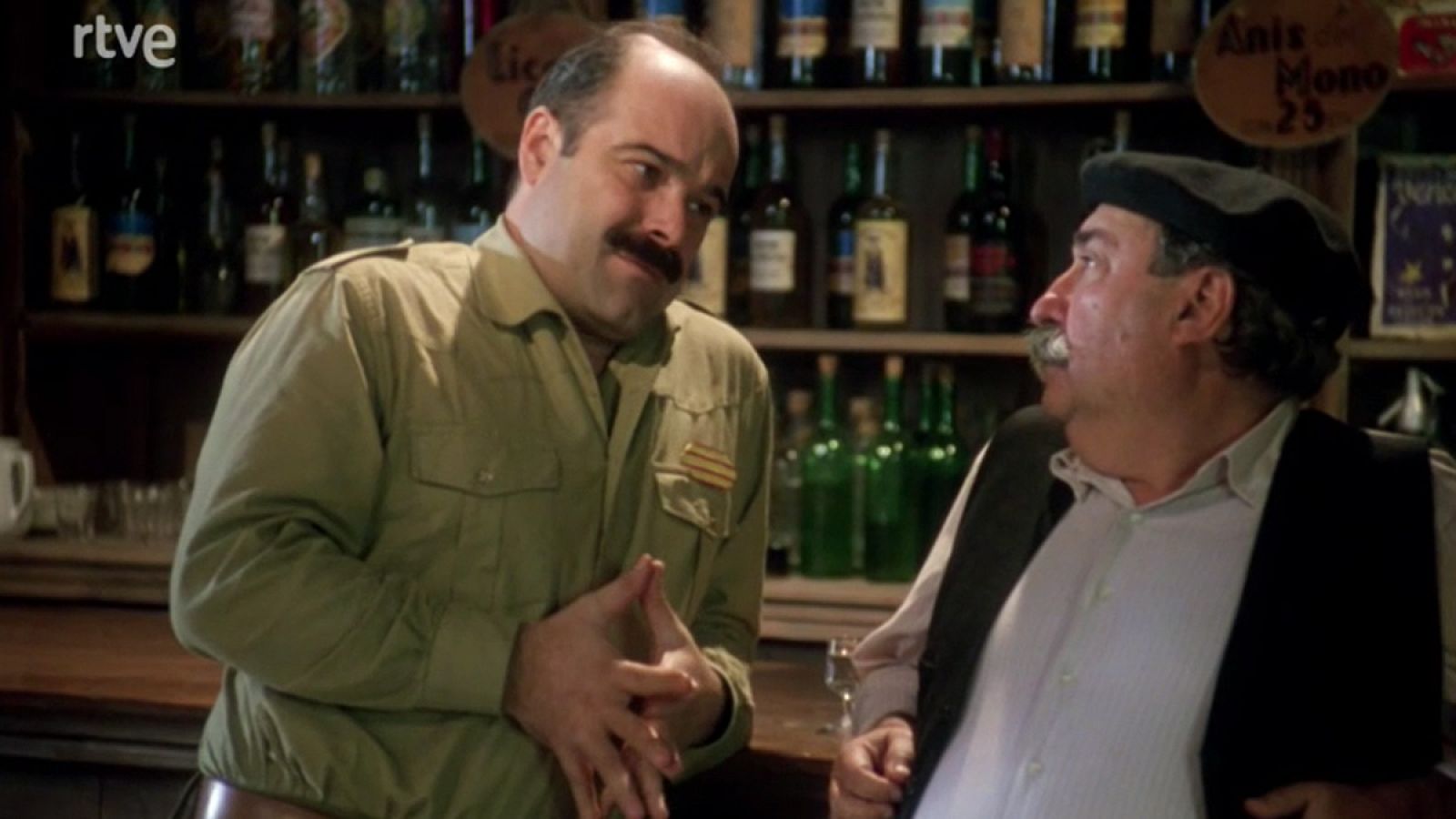 La banda de Pérez - Alfonso y Charito - La banda de Pérez | Ver