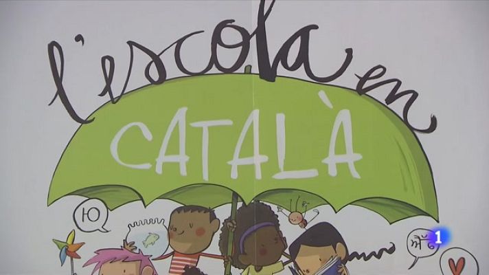 L'Informatiu - Educació envia un qüestionari als centres per validar l'ús de les llengües