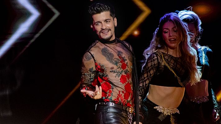 La noche D - WRS interpreta su 'Llámame' en La Noche D