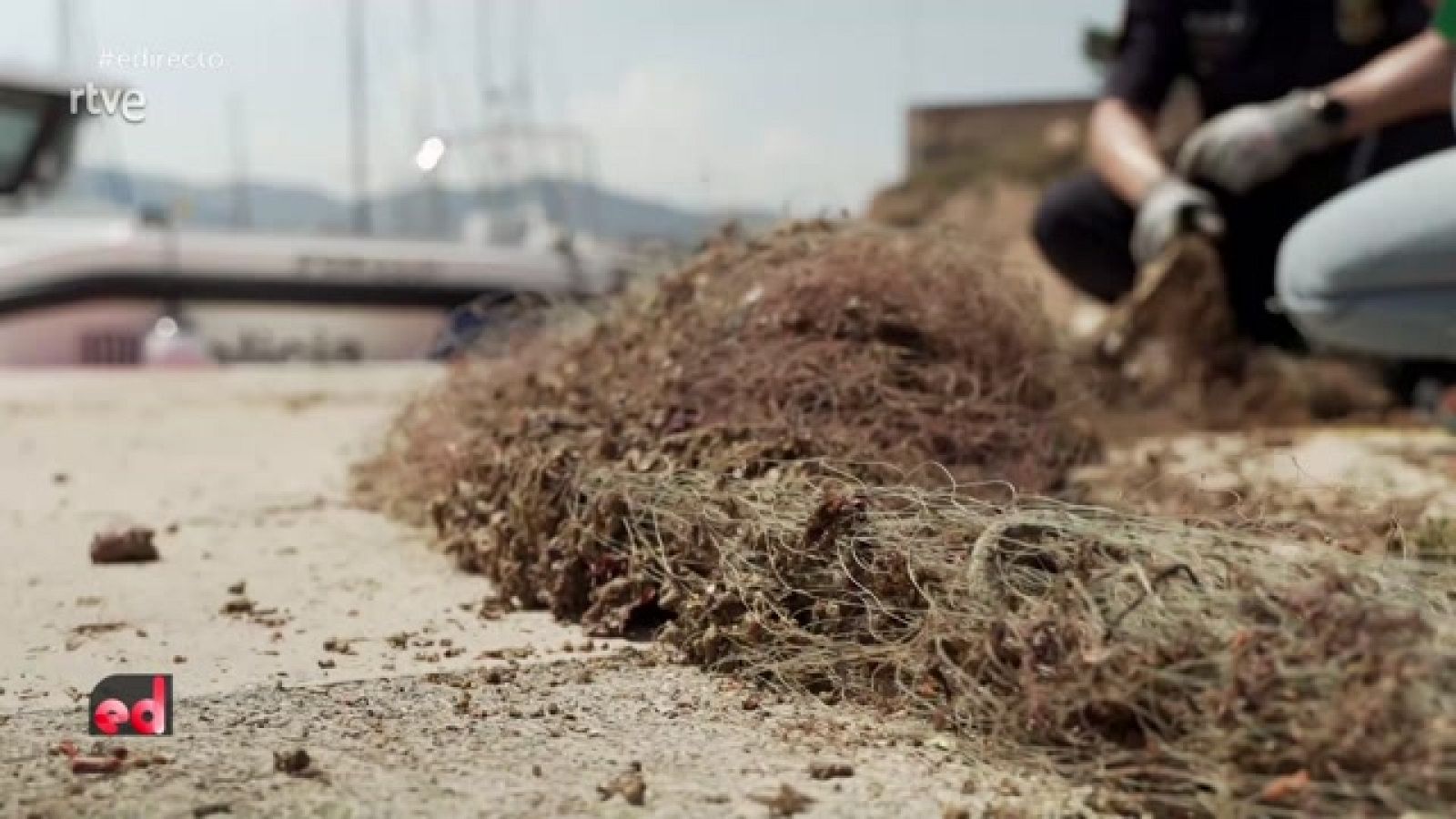 España Directo - Los residuos que asfixian al mar