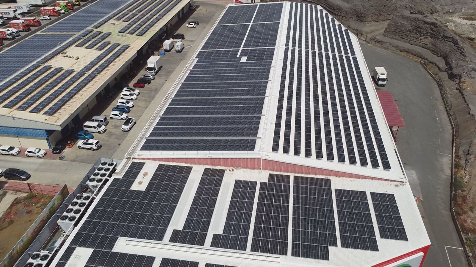 Pasar de las fuentes fósiles a las renovables - Telecanarias | Ver