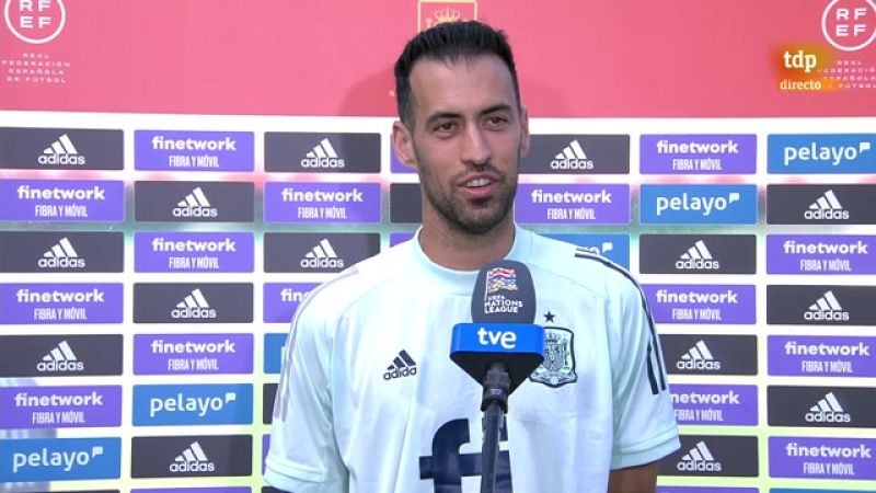 Busquets, sobre Ansu Fati: "Es un jugador diferencial, pero no hay que cargarle de responsabilidades ahora"