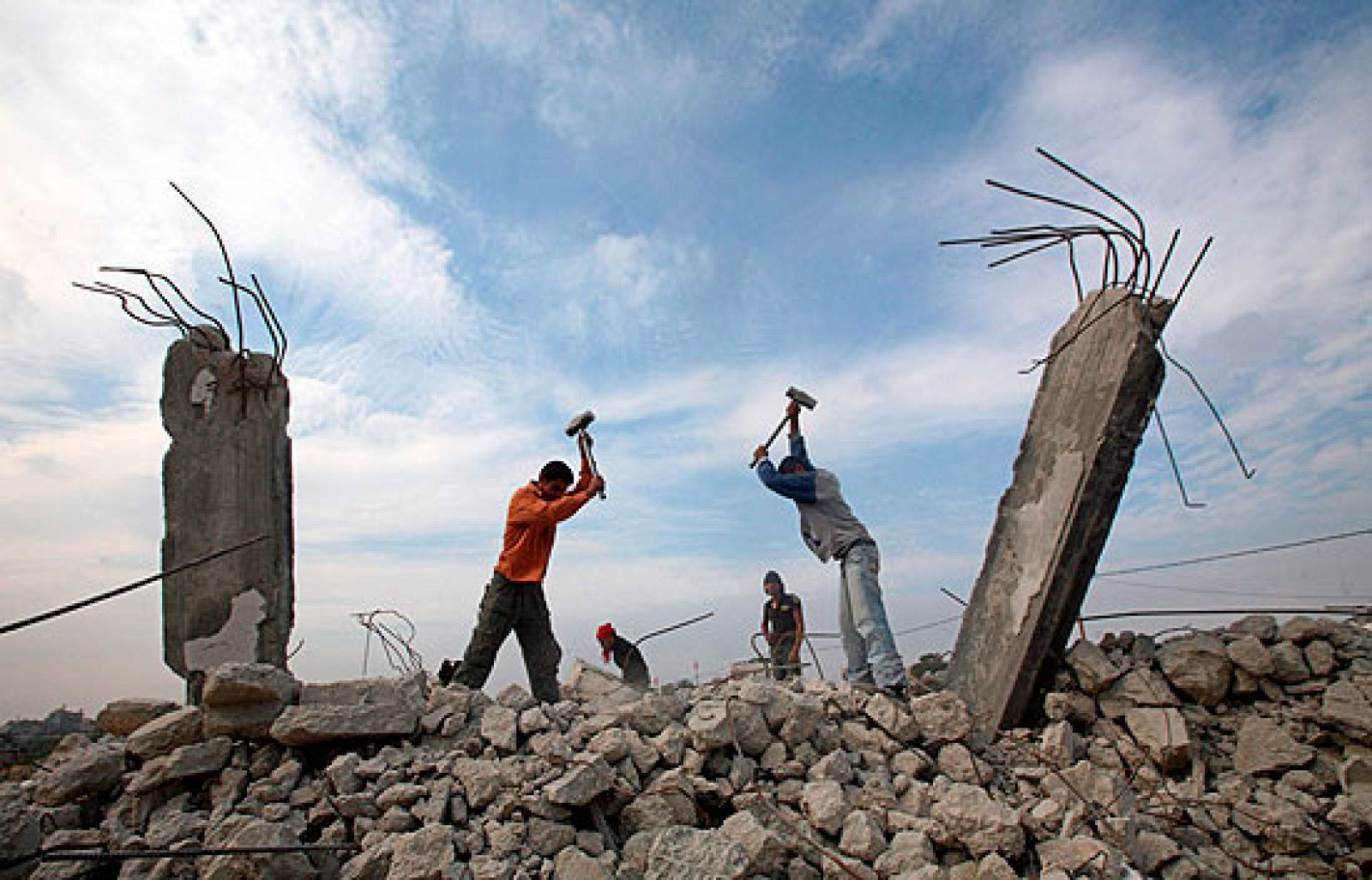 Tensión en Gaza y Cisjordania donde el ejército israelí ha matado a seis palestinos | Ver