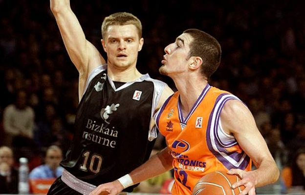 Baloncesto en RTVE - Bilbao Basket 79-80 Valencia