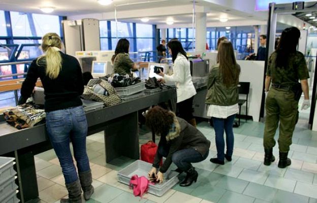 Telediario 1 - Telediario en 4' - 28/12/09