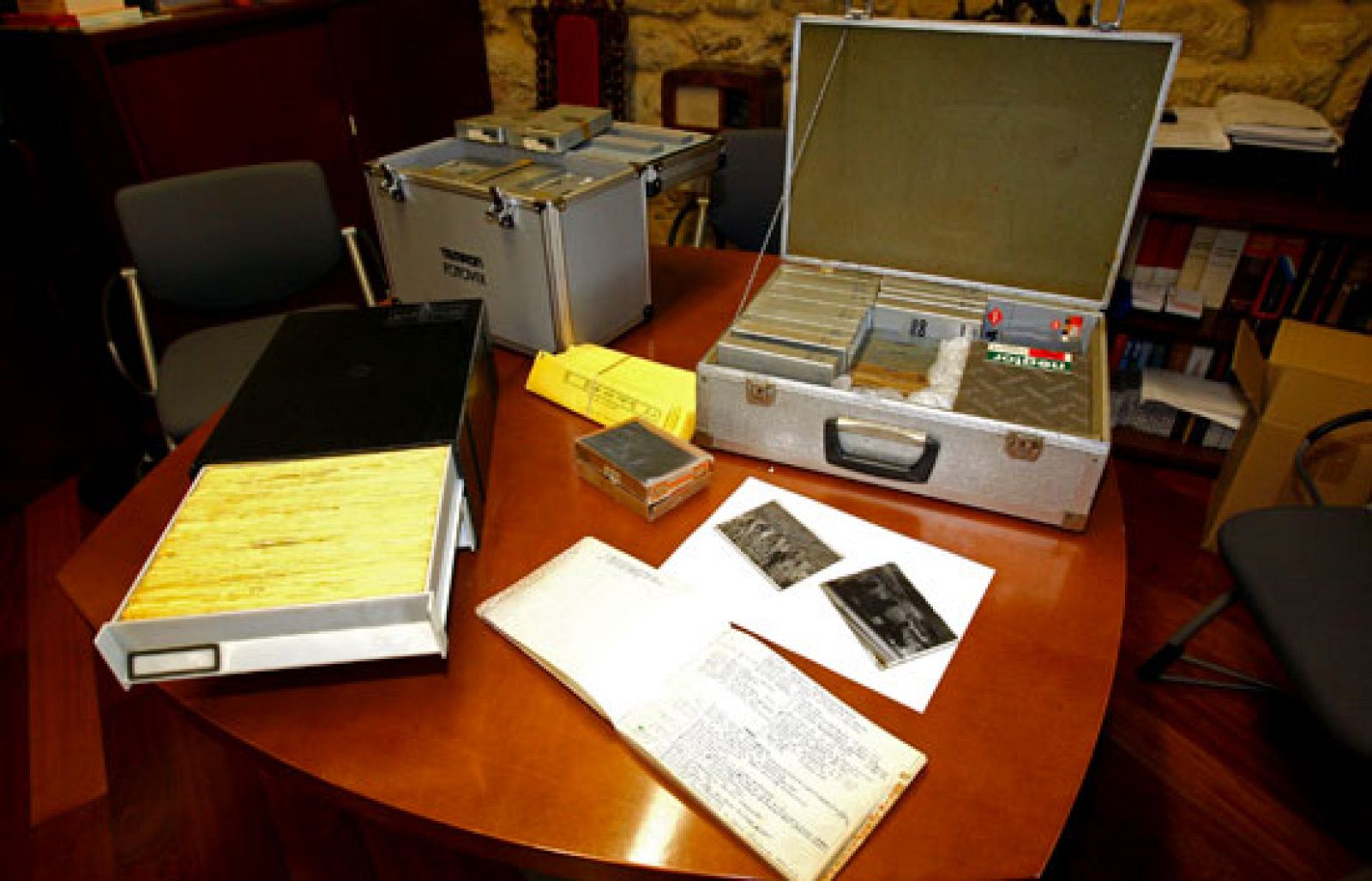 El legado fotográfico de Centelles, considerado el Capa español, ya está en Salamanca | Ver