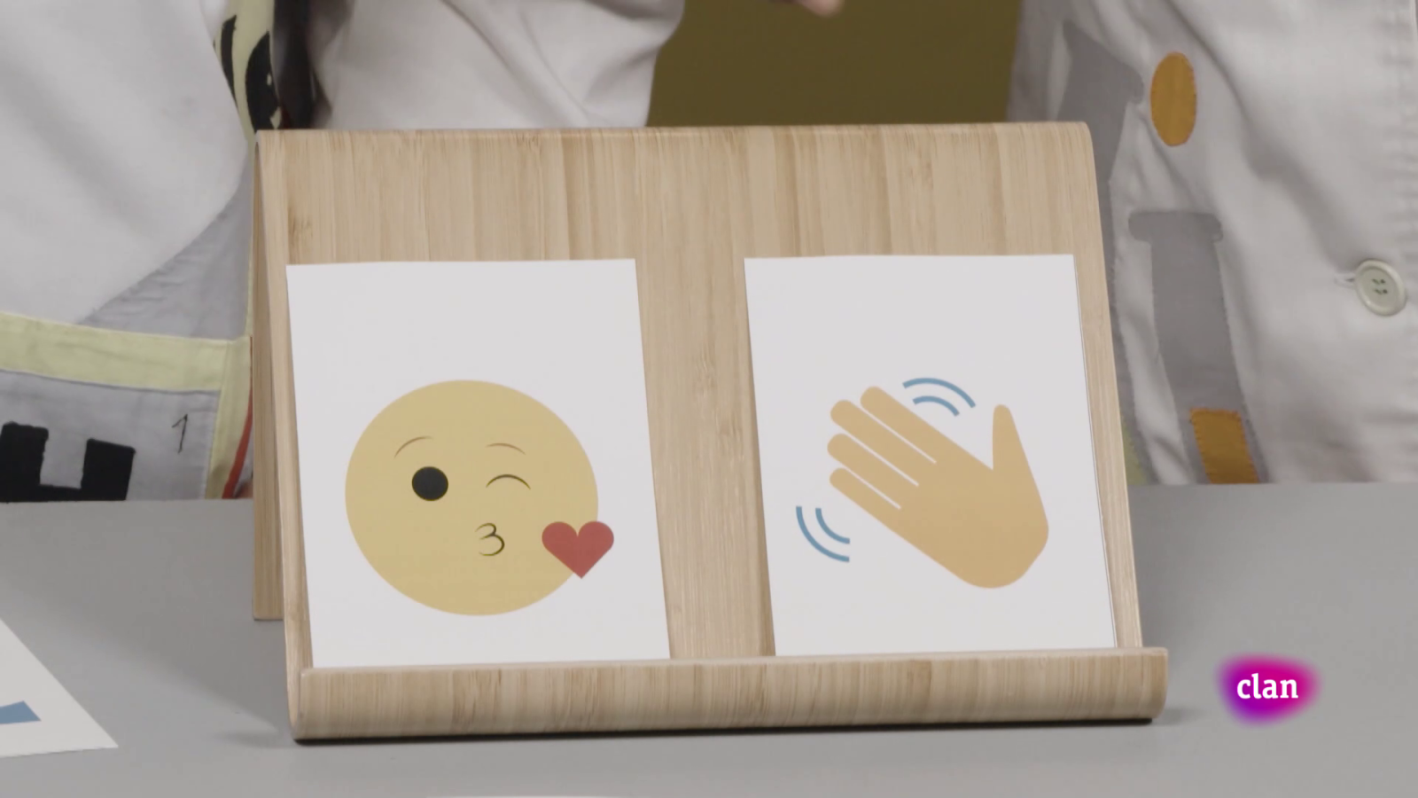 CIENCIAS NATURALES - Emoticonos - Aprendemos en Clan | Ver