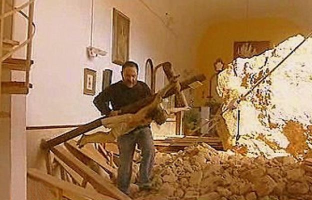 España Directo - Aplastada por la montaña