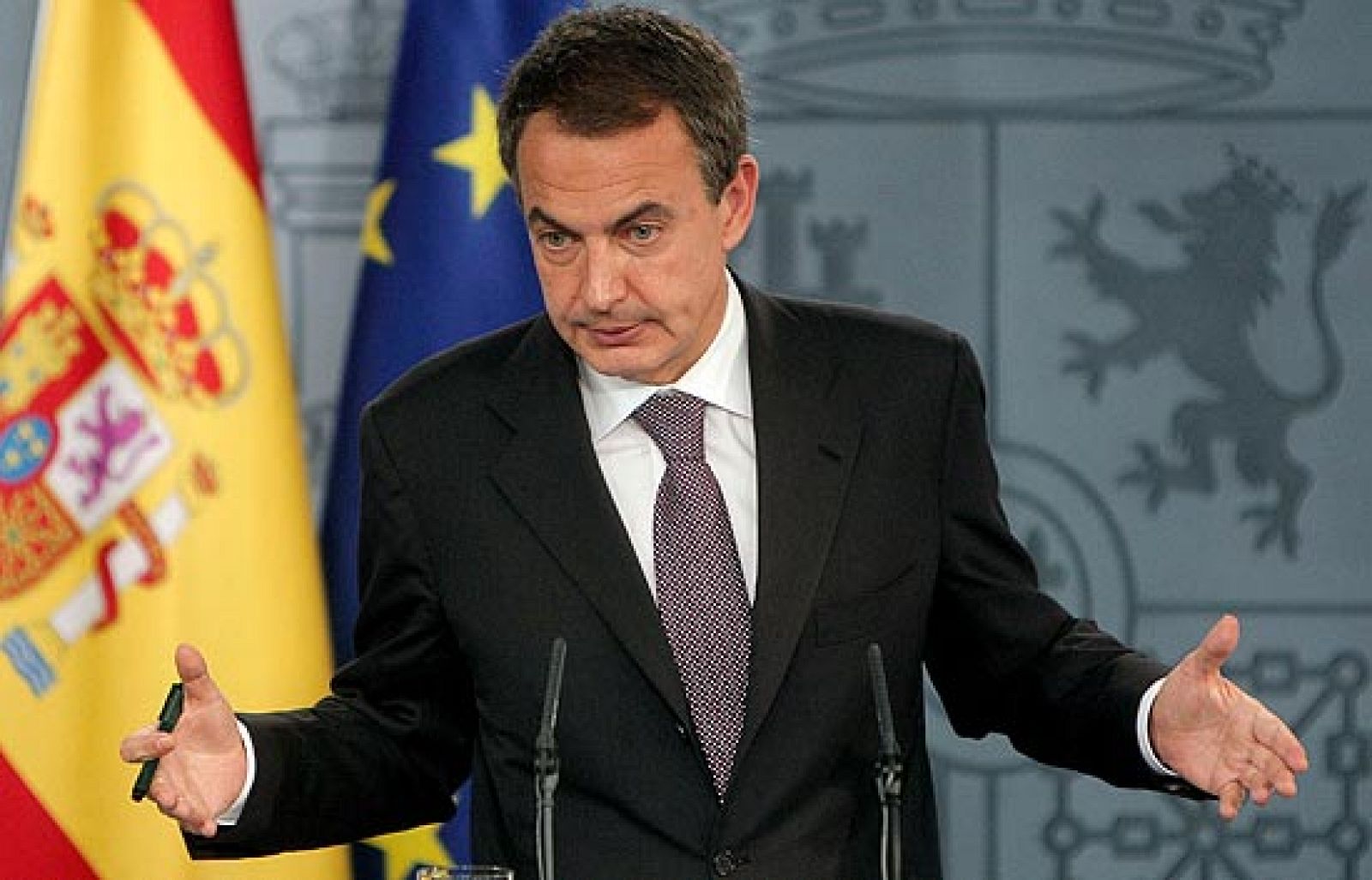 Zapatero asegura que en 2010 se pasará de la "recesión a la recuperación"