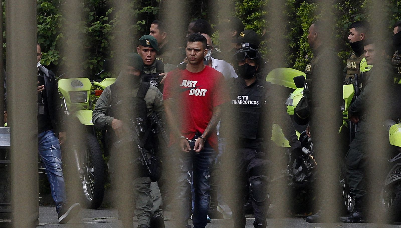 El juez envía a prisión a los asesinos del fiscal Pecci