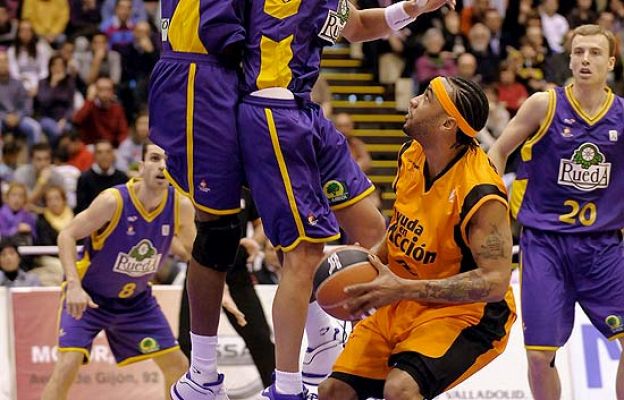 Baloncesto en RTVE - Fuenlabrada 83-87 Blancos de Rueda