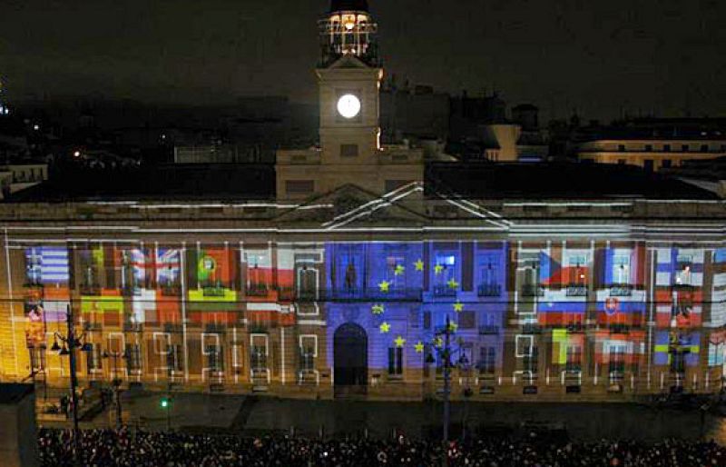 Telediario 1 en cuatro minutos - 31/12/09 | Ver