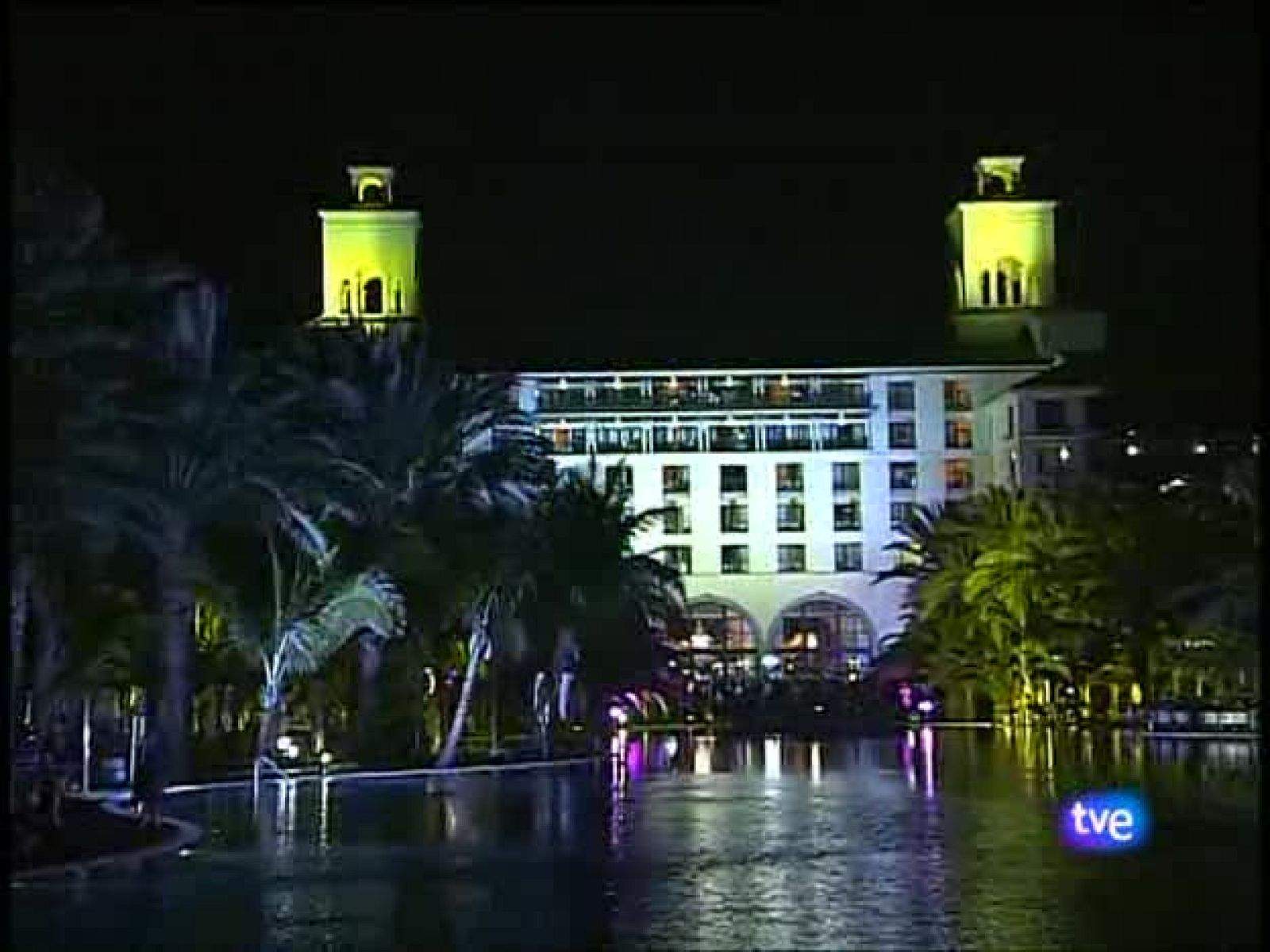 Campanadas 2010 Canarias - Campanadas de Fin de Año | Ver