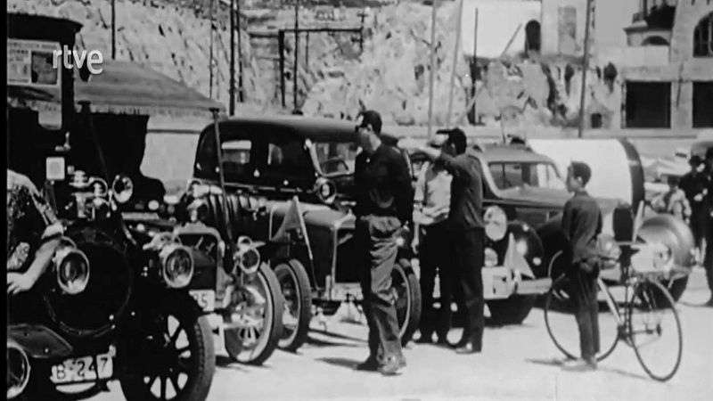 Arxiu TVE Catalunya - A todo gas - Gran Premi Costa Brava de cotxes antics entre Arenys de Mar i Lloret
