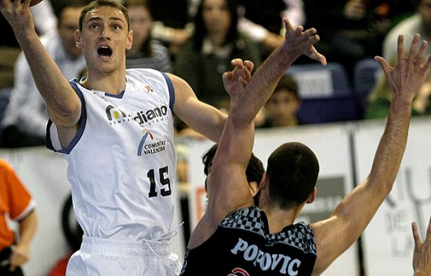 Baloncesto en RTVE - Alicante 82-60 Estudiantes