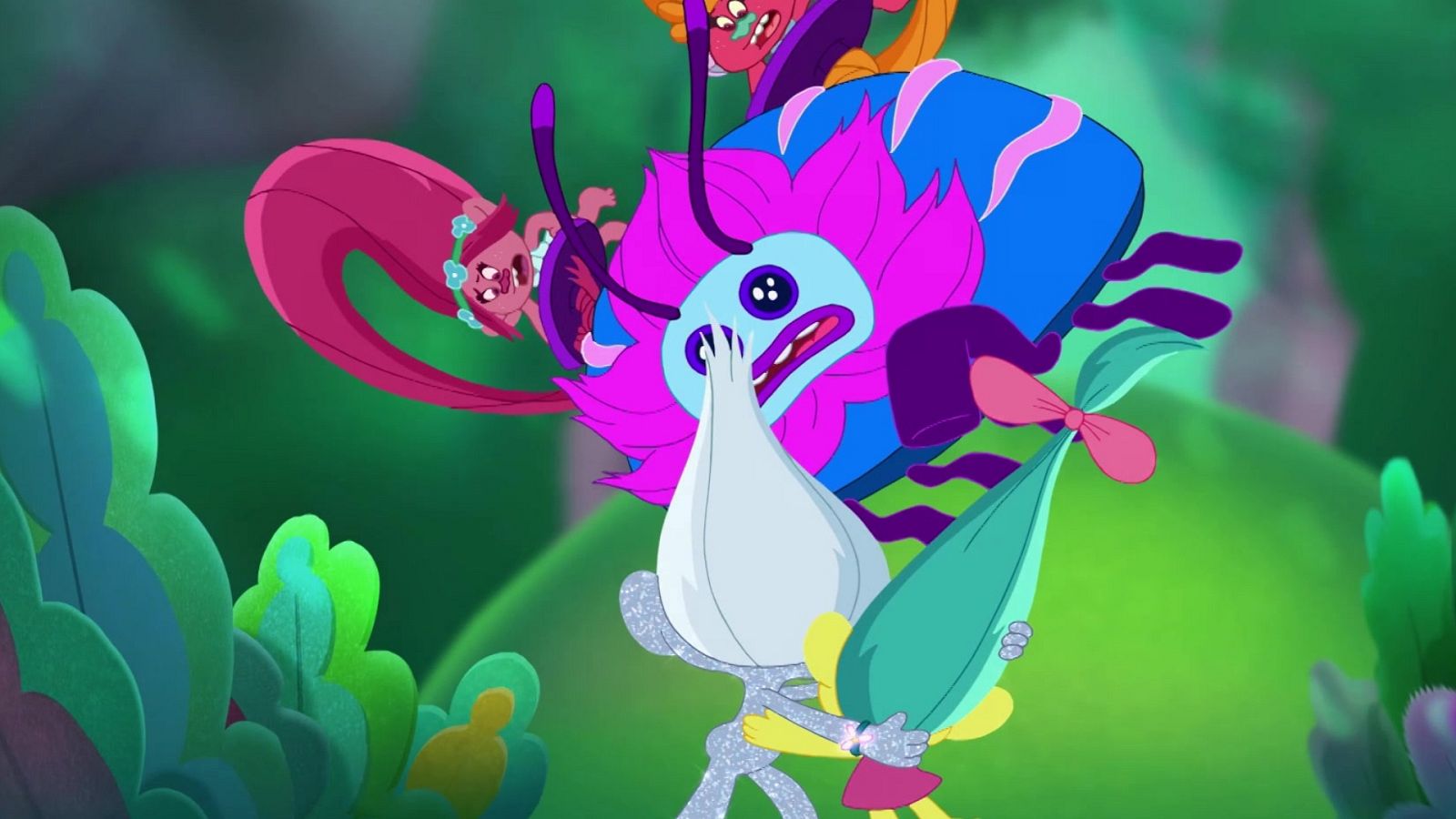 El bicho altavoz de CJ - Trolls | Ver