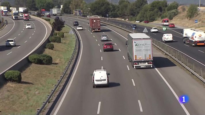 L'Informatiu - Trànsit regularà l'AP-7 per evitar retencions de cara a Sant Joan
