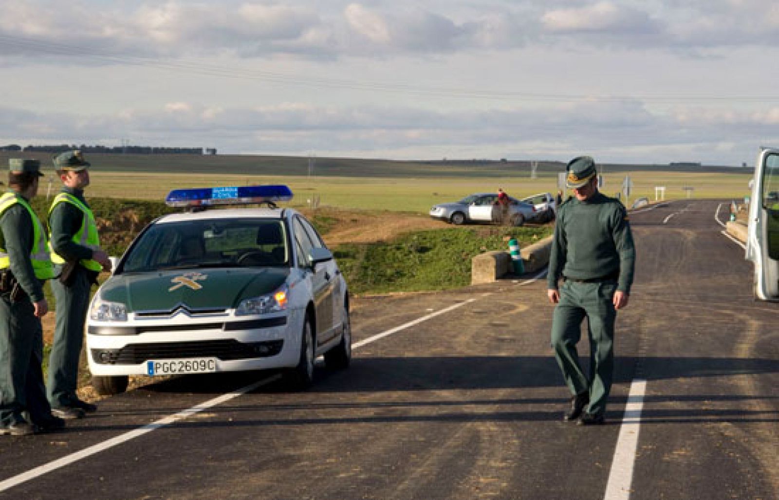 Cuatro personas mueren en un accidente de tráfico en Quintanilla del Olmo, en Zamora | Ver