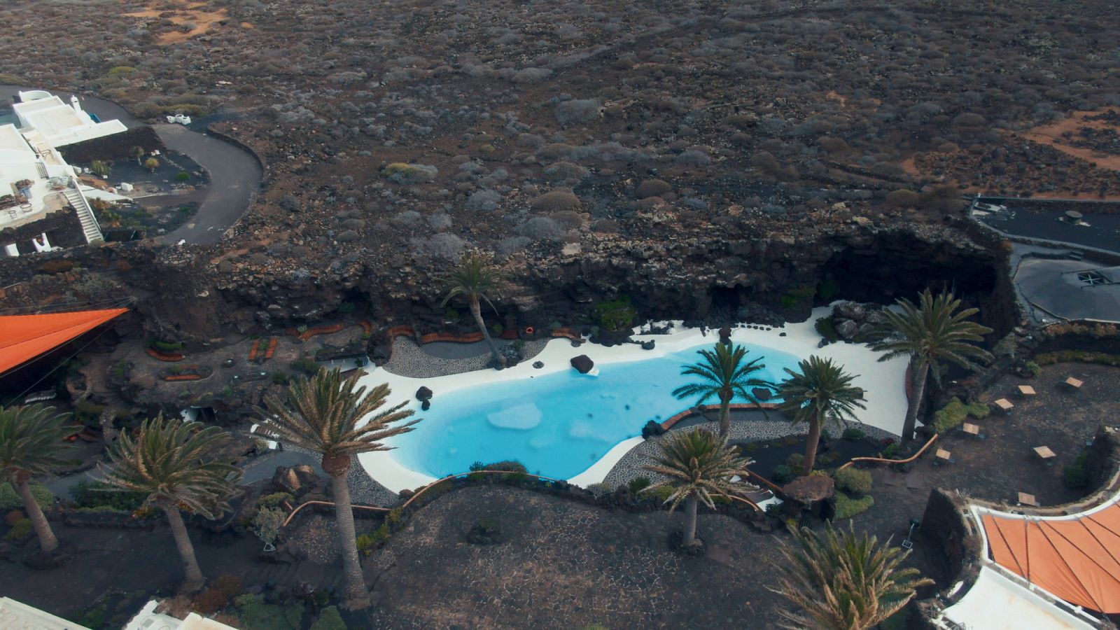 Jardines con historia - Lanzarote: Jameos del agua y Jardín de cactus - ver ahora