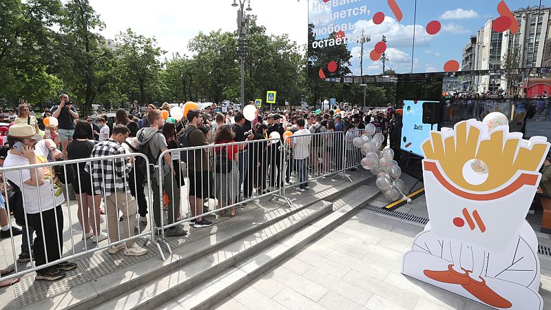 La versión rusa de McDonal's abre sus puertas en Moscú
