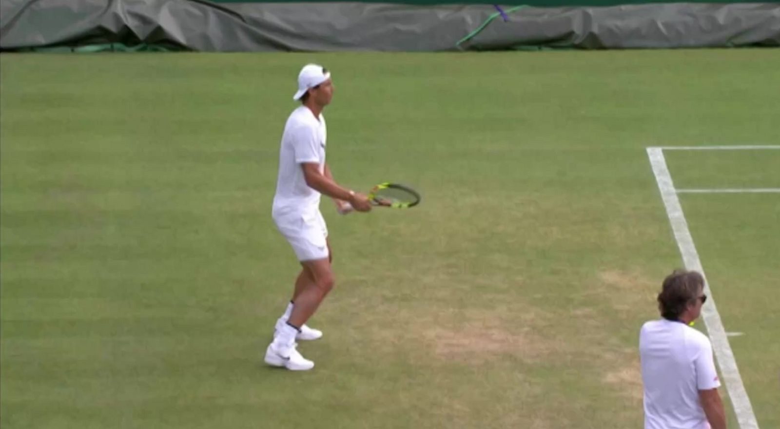 Rafa Nadal vuelve a entrenar para preparar Wimbledon | Ver