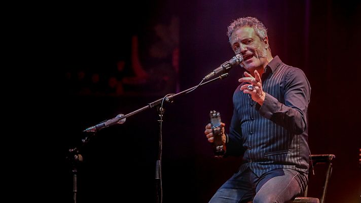 Telediario 1 - M Clan presenta su nuevo trabajo 'En petit comité', un disco en directo y acústico