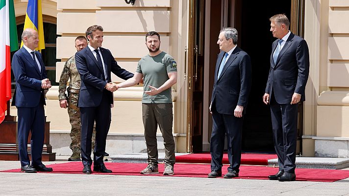 Telediario 1 - Macron, Scholz y Draghi visitan a Zelenski en Kiev