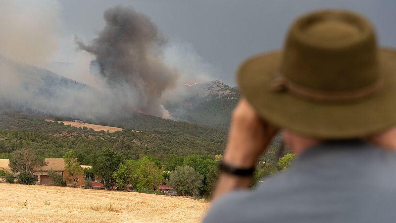 Varios incendios en Cataluña, Zamora, Zaragoza y Navarra arrasan más de 9.000 hectáreas