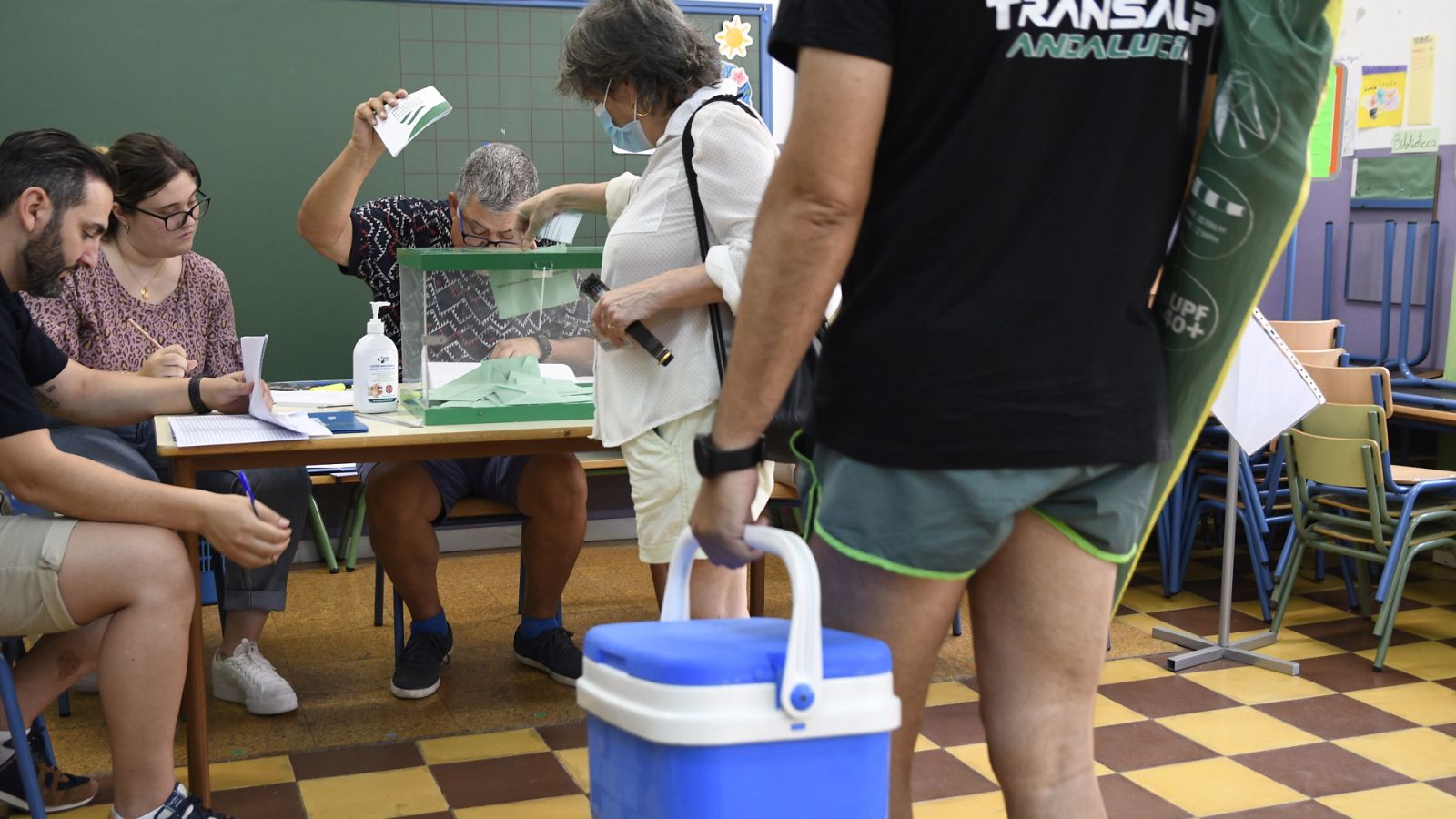 Avance informativo 12 horas - 19-J, Andalucía decide - 19/06/22 - ver ahora