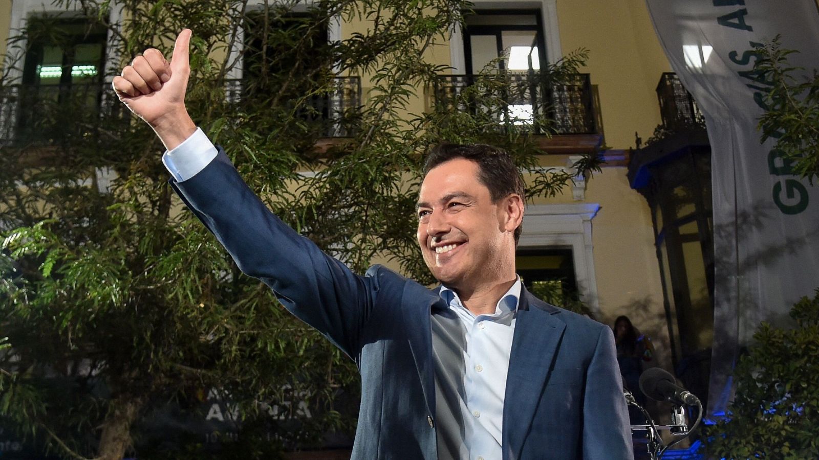 Moreno se compromete a trabajar por mantener la "ilusión" de los ciudadanos que le han "prestado" su voto