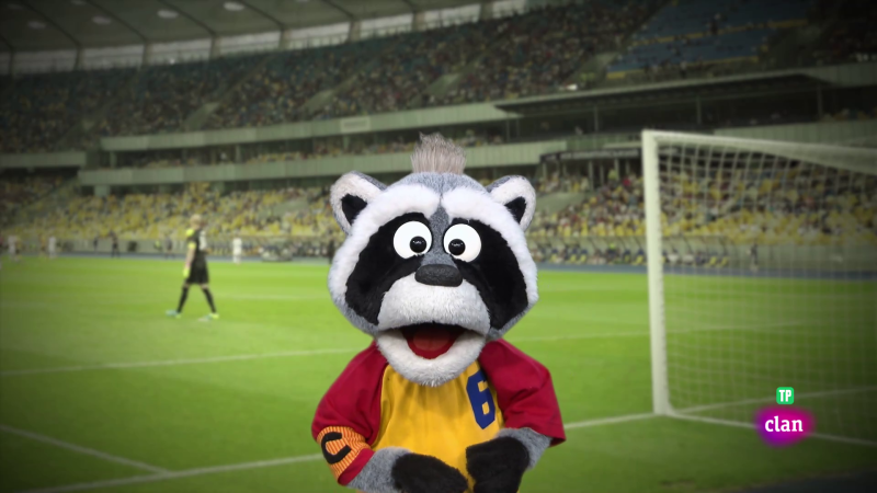 'Est� mapachando' - Futboleando y m�s - Aprendemos en Clan | Ver