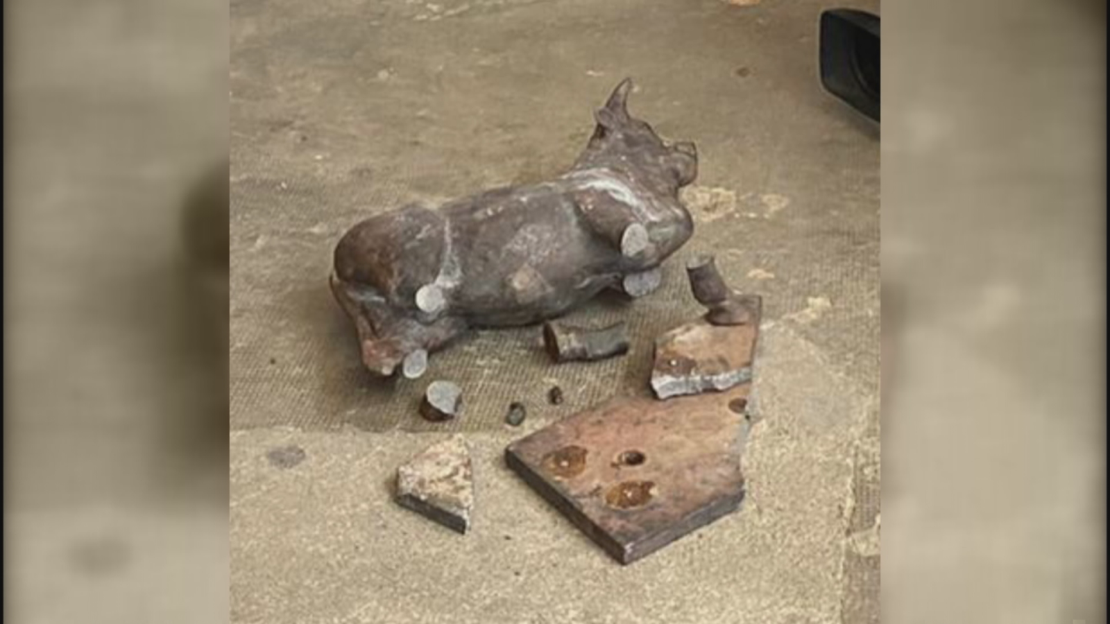 Indignación y tristeza entre los turolenses tras la caída del torico