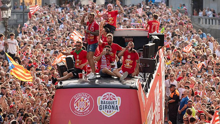 Telediario 2 - Fiesta en Girona por el doble ascenso en fútbol y básket