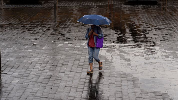 Telediario 2 - Un tornado sorprende a los vecinos de Alcañiz, Teruel