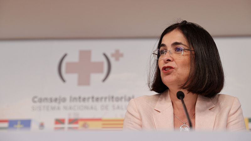 Darias pide a las comunidades autónomas que garanticen la asistencia sanitaria - La hora de La 1 | Ver